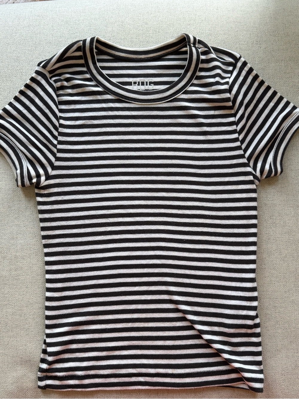 BDG black and white striped tee (s)